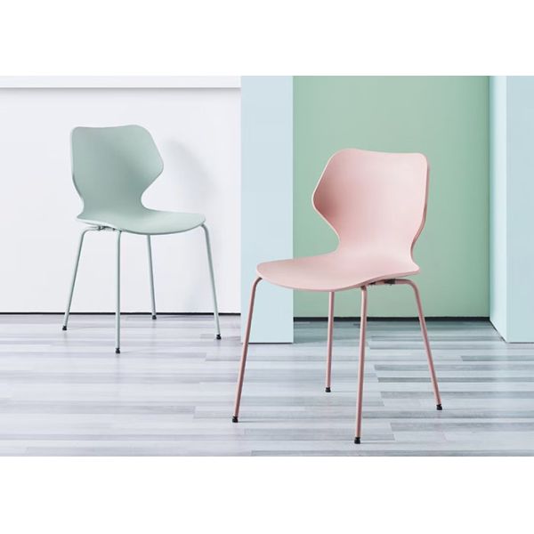 44.5cm Metal Leg Dining Chair Black Stackable Plastic Patio Chairs