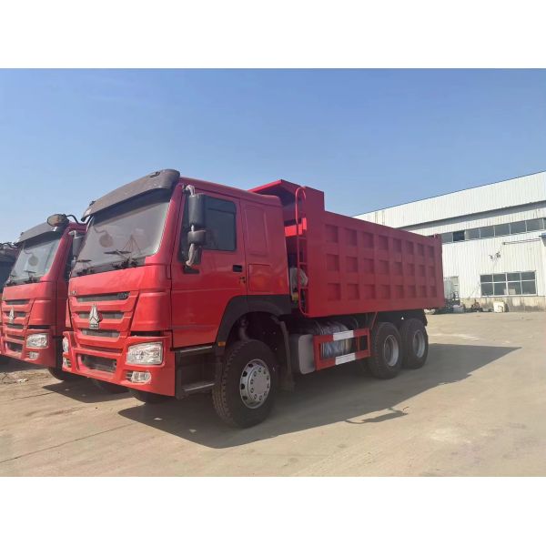Использованный Sinotruk Howo 10 шины 6X4 40тонна наклонитель 371 375 л.с. Длинные дистанции шахтные песковыбросы