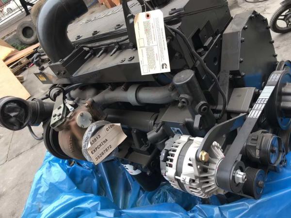 Cummins Diesel Engine Assembly Genuine Spare Parts Qsm11 11360HP / 1800rpm
