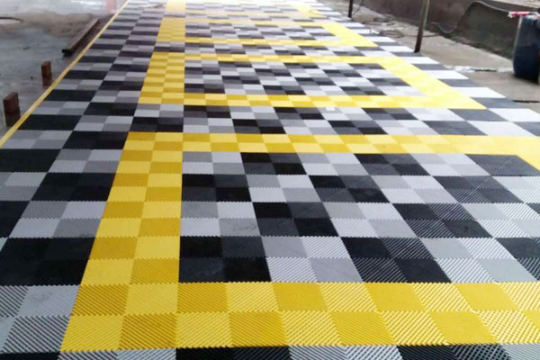 Изготовленная на заказ стальная плита решетки пола стеклоткани отверстия щетки FRP