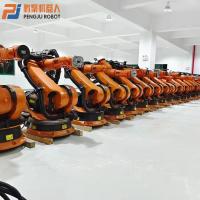 KUKA KR210-2 Soudage à la pointe, pressage, palettisation, chargement et déchargement de pièces, usinage, manutention de pièces