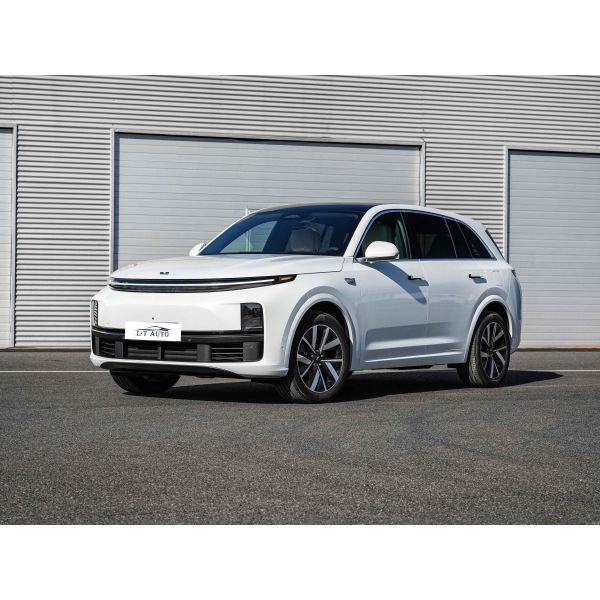 Li L7 Leading Ideal Automobile EV Car 0.5 Hour Charging Time 100% Electric Fuel Made