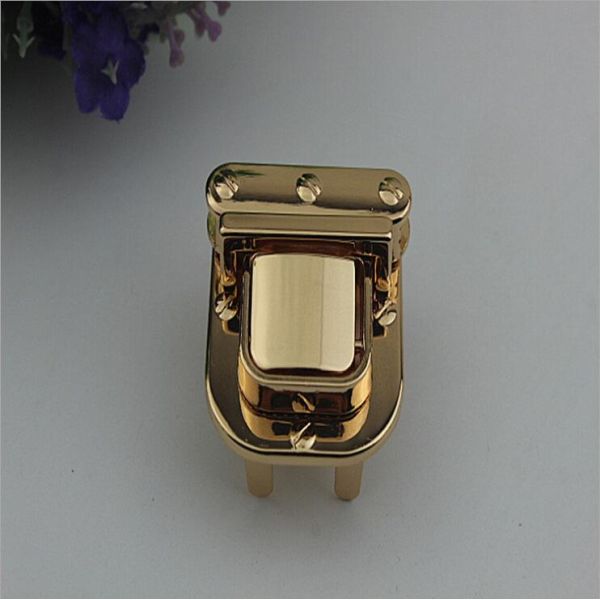 Good plating hardware light gold zinc alloy bag push press locks
