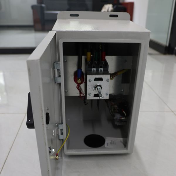 Sistema de barras colectoras eléctricas de aleación de aluminio y sándwich de cobre personalizadas