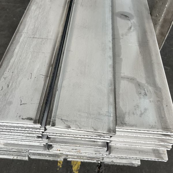 ASTM A240 Горячее прокат DIN1.4571 316Ti нержавеющая сталь Плоская стойка SS316Ti Плоская стойка 100*10*6000 мм