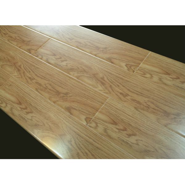 Влагостойкий 12мм слоистый настил, ХДФ делает прокатанные полы водостойким