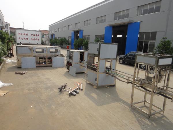 Automatic 5 Gallon Water Filling Machine Mineral Water Filling / Stoppering / Capping