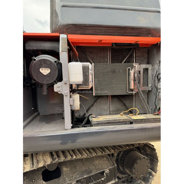 Excavateur ZX200 d'occasion avec une capacité de seau de 1,1 m3 en bon état au Japon Original