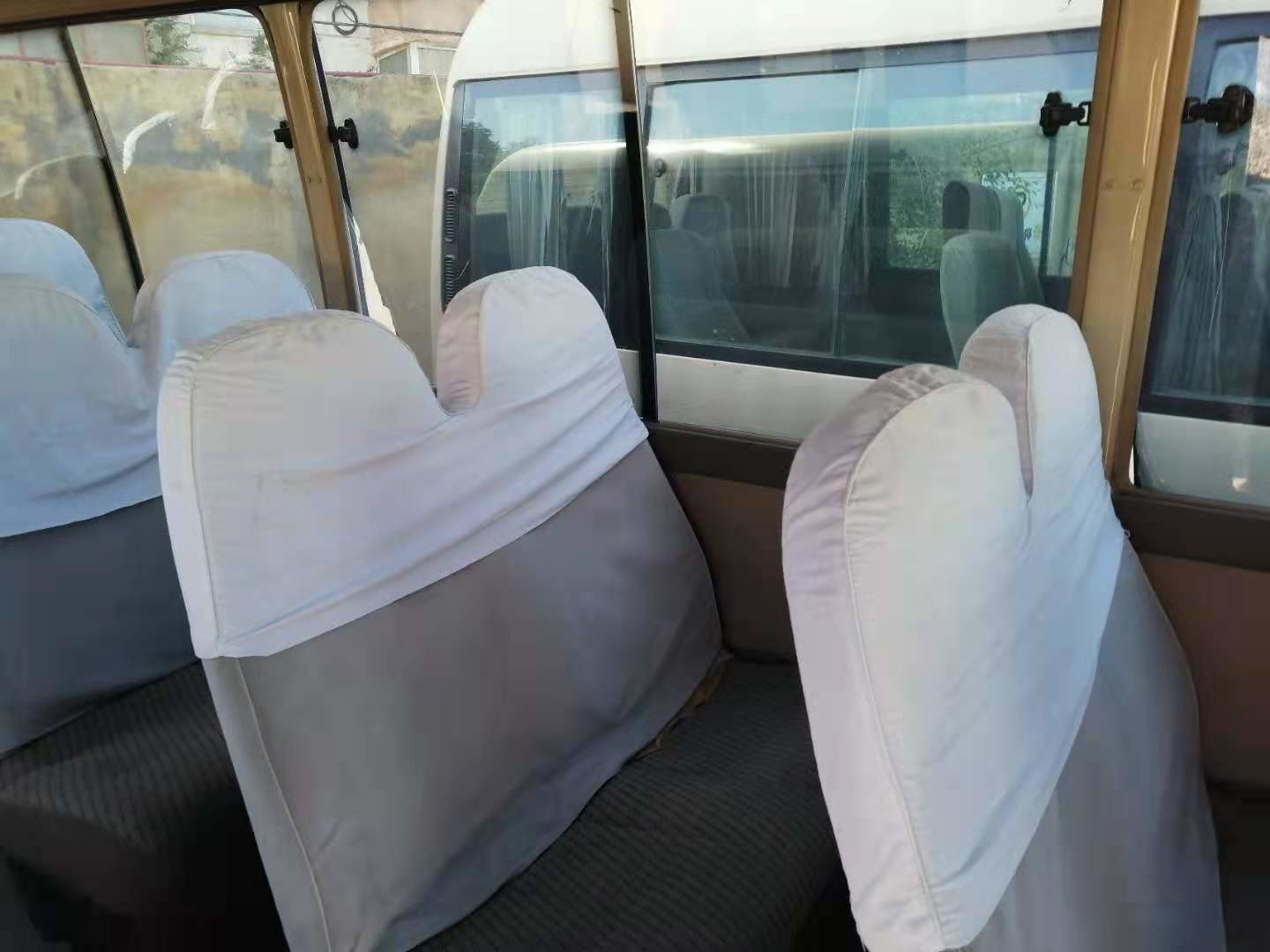 2009 автобус каботажного судна года 18 используемый местами, автобус LHD каботажного судна Тойота использовал мини автобус с двигателем дизеля, левым управлением рулем