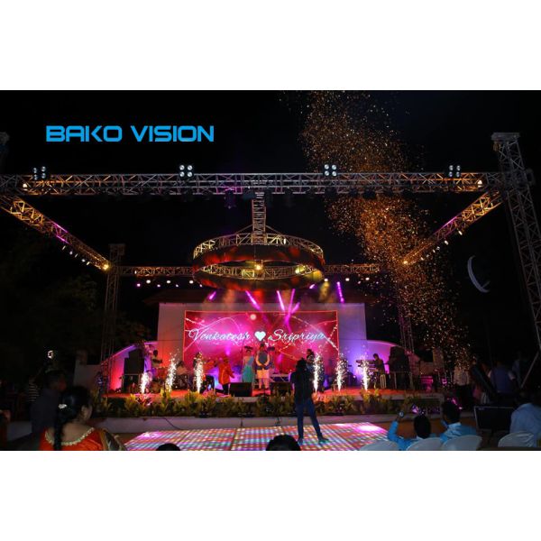 IP65 Outdoor Curtain Rental LED Display Nationstar Lamp 6000 Nits Brightness For Stage