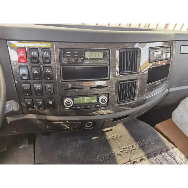 Certified Refurbished Xcmga 20 Ton Used Truck Mounted Hydraulic Crane for Sale