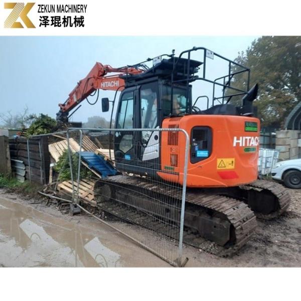 Hitachi ZX135 Crawler Excavator 13 Ton Operating Weight for Smooth and Easy Operation