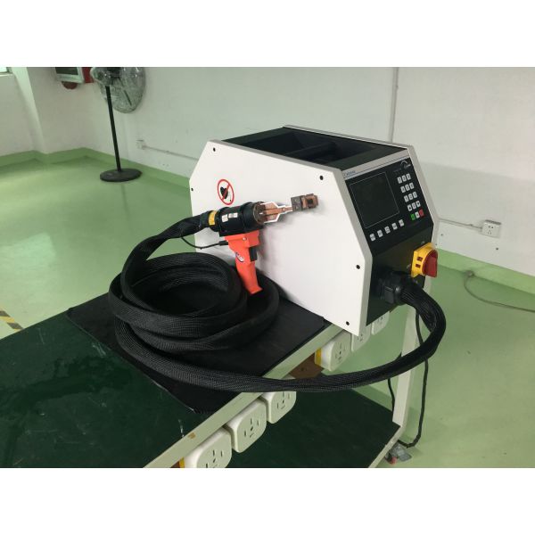 Portable de alta frecuencia 10KVA a la máquina del recocido de inducción de 50KVA IGBT con la bobina de inducción del PDA