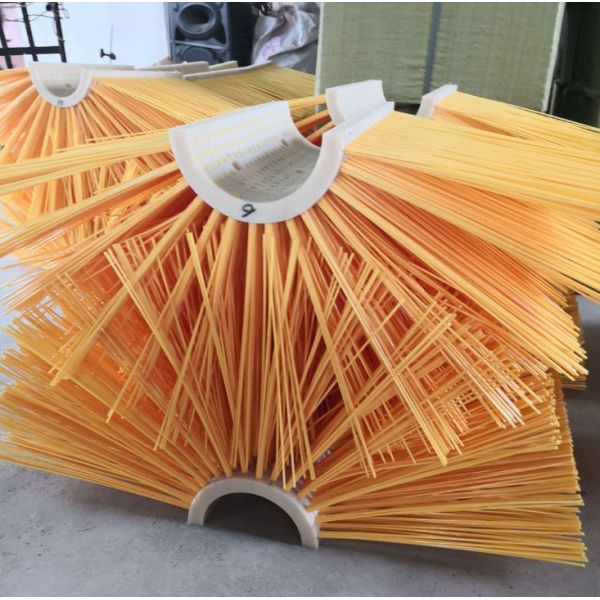 Cepille el rodillo para el tratamiento previo de la placa de acero que pule para quitar la escala del óxido