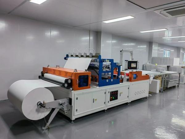 Machine à plier du papier résistant aux températures élevées
