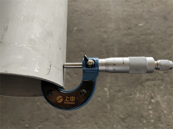 スケジュール10s 溶接式ステンレススチールシームレスパイプ SUS304L 1/8