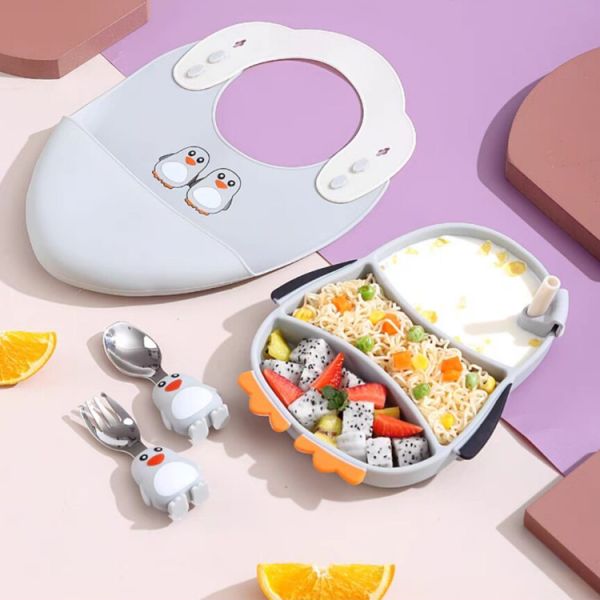 OEM Silicone Baby Feeding Set Penguin Shape Food Grade With Spoon