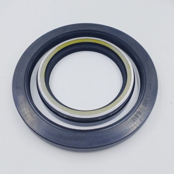 NBR80 Rotary Shaft Seals , Hydraulic Pump Oil Seal For Rotating Shaft TCN Style
