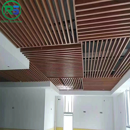 Murs intérieurs ignifuges Panneaux de nid d'abeille en aluminium 4x8 Carreaux architecturaux en aluminium Tegular