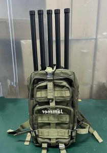 24Kg デバイス総重量 75m の妨害距離と内蔵ファンを持つ軍事信号妨害器
