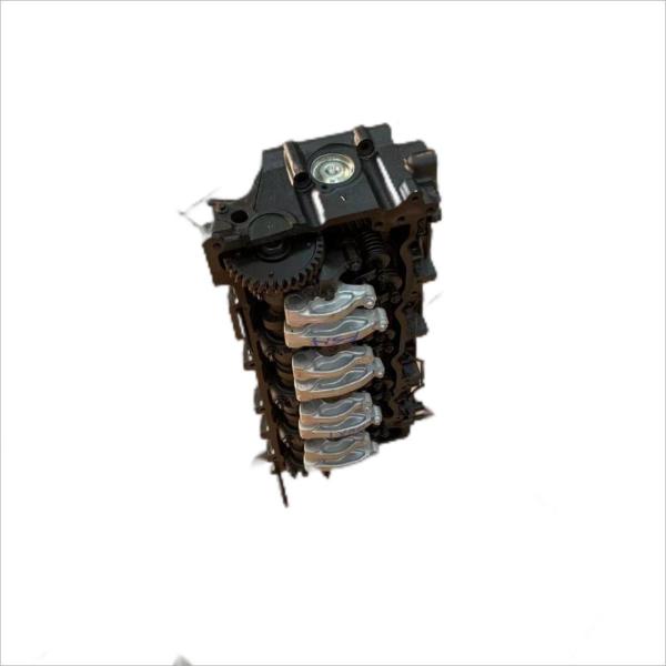 Isuzu 4HK1T Cylinder Head Cover Customized by for 2004-2006 Year and Engine Code