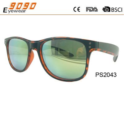 2017 hot sale style sunglasses with UV 400 protection lens ,made of plastic