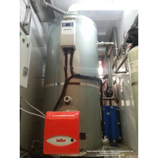 Mobile Shower Van -15-_1 AWD offroad Outdoor Road Shower Vehicle Customizing Special device: hot and cold water supply system, shower device