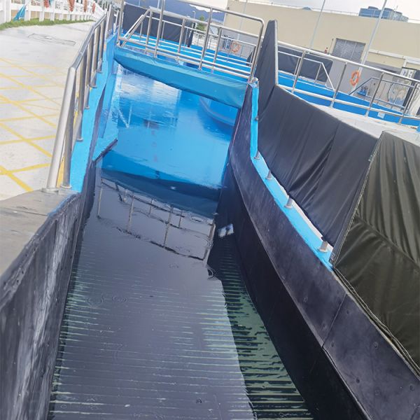 Good Quality And High Impact Resistance Rubber Wall Mats For Horse Pool