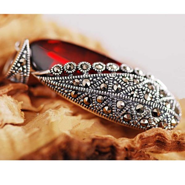Vintage Thai  925 Silver Garnet Marcasite Pendant and 18 Inches Chain(N11065RED)