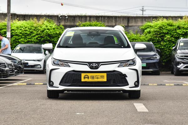 Toyota Corolla 2024 neuve et abordable 1.2T Essence 2WD Euro 6 Pour Exportation, pour usage familial