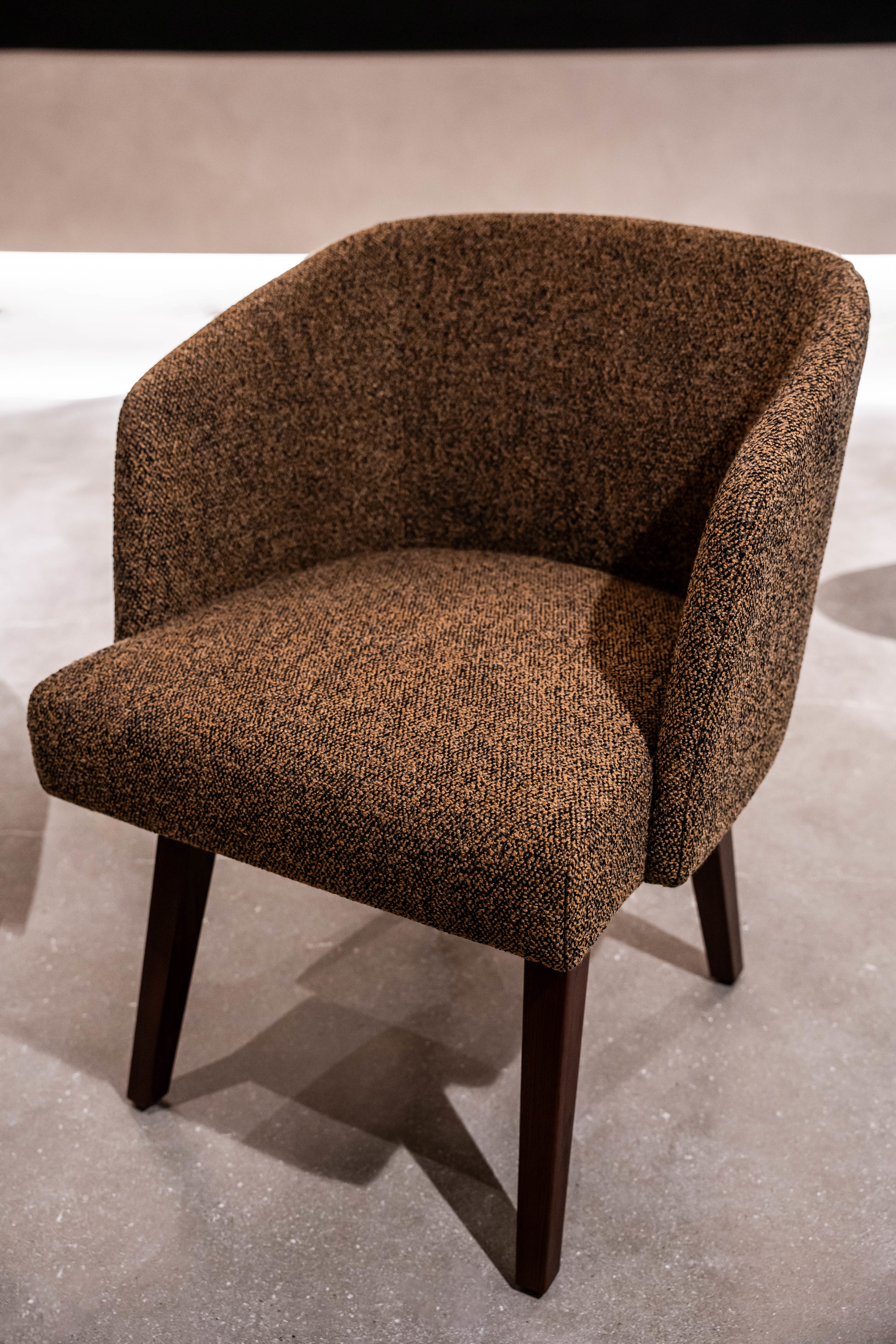Home‑use Brown Bouclé Fabric Dining Chair, Modern Barrel Upholstered Chair with Dark Solid Wood Legs for Dining Room & Living Room