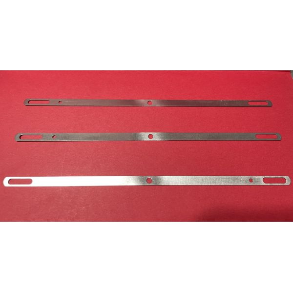 Korea Needle Loom Spare Parts 150*5*0.3 Circle Eyelet Narrow Fabric Loom Parts Heald 150mm And Dropper 165*11*0.3 Open