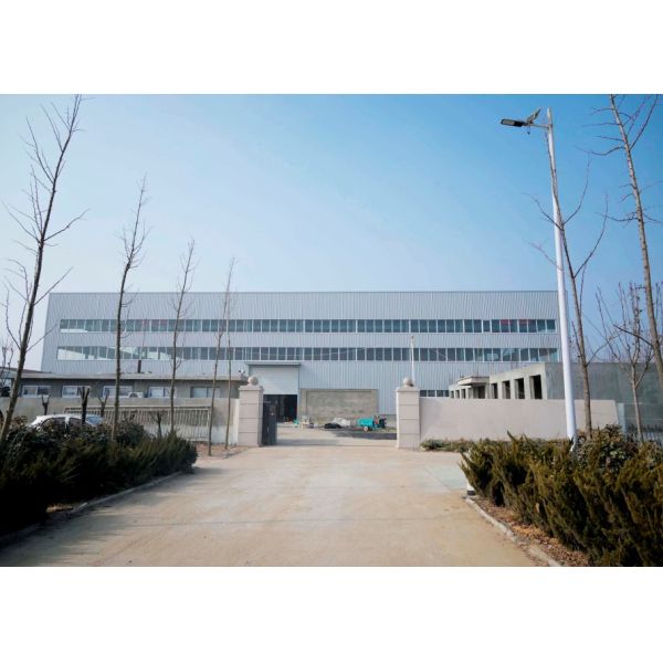 Обвайзер Иокогама пневматический резиновый с используемыми самолетными шинами