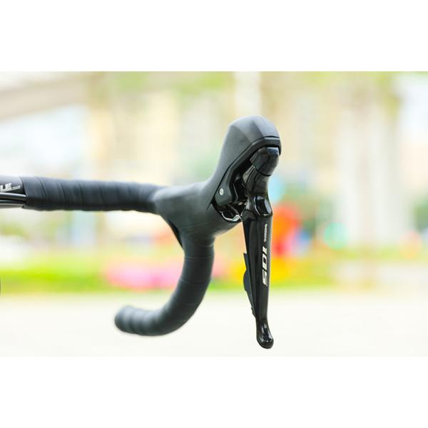Popular Model 700c Racing Roadbike With 22 Speed Gears And Aluminum Alloy Frame