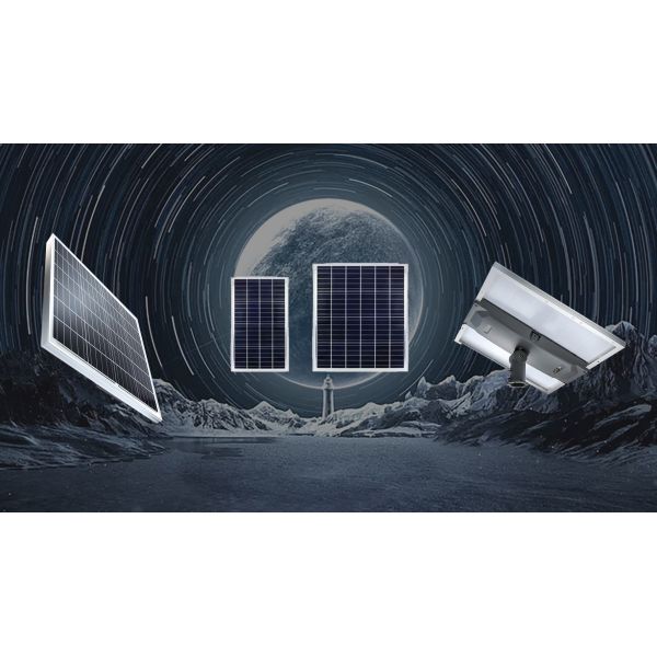 1400lm 80WH High Lumen Solar Light Adjustable Rod Connection Aluminum 2700K