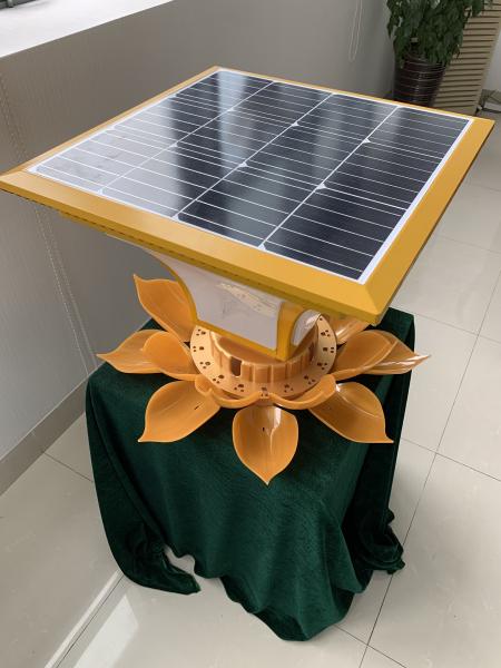 O jardim posto solar de Lotus da vária cor ilumina-se, templos conduzidos solares das luzes 50W da jarda