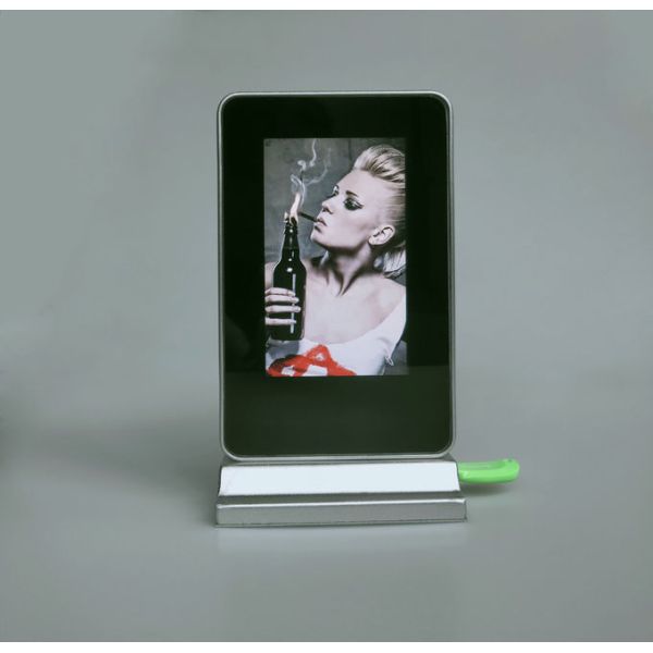 HD high brightess IPS screen 5 inch LCD video screen  with battery & 8GB internal memory for home and commercial