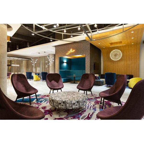 Естественная мебель наборов спальни гостиницы облицовки свободная + изголовье фиксированной мебели большое