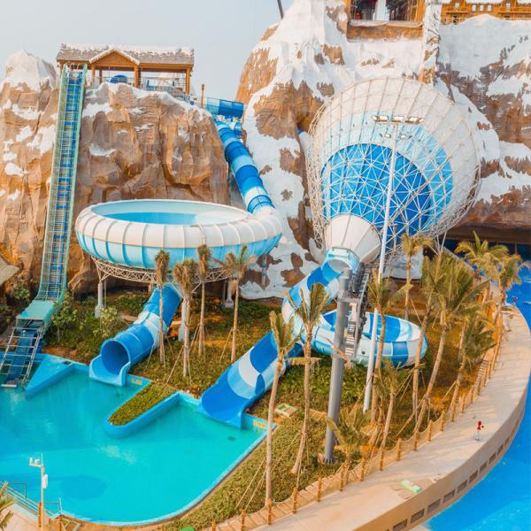 Commercial Water Park Equipment Ocean Style Medium Fiberglass Outdoor Water Playground Slide Spray Games