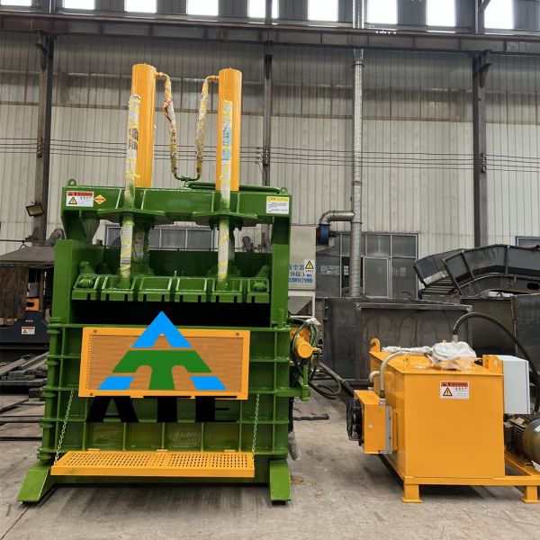 Máquina de embalaje de papel de desecho hidráulico de 18.5kw Máquina de embalaje de plástico duro