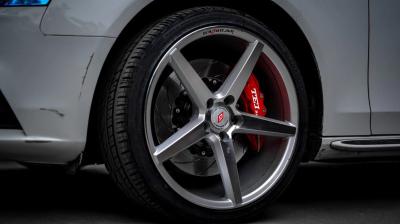 Compasso de calibre de TEI Racing Bbk 6Piston jogo grande do freio para Audi A4L A6L com anel do rotor de 355*32mm