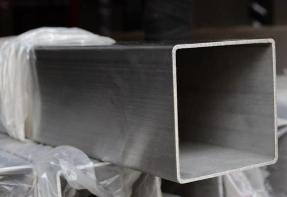 Q195 Q215 Q235 10# 20# API Stainless Steel Rectangular Tube Hollow Section 12.75Mm
