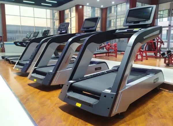 Équipement de gymnastique commercial Tapis à écran tactile LCD tapis roulant machine de marche