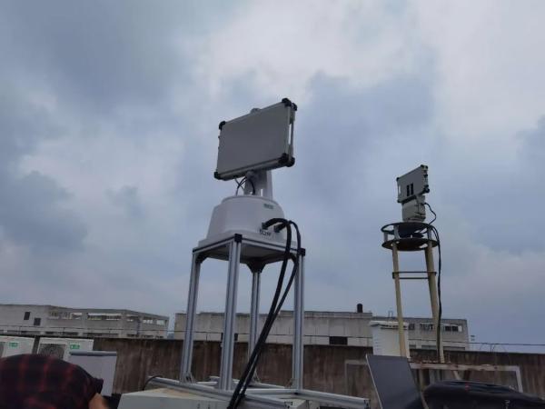 Air Target Classification Phased Array Radar with High Range Resolution and 256W Transmit Power
