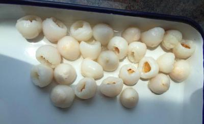 Fruto tropical enlatado nutritivo do lichi/fruto enlatado do volume com PH 4,0 - 4,5