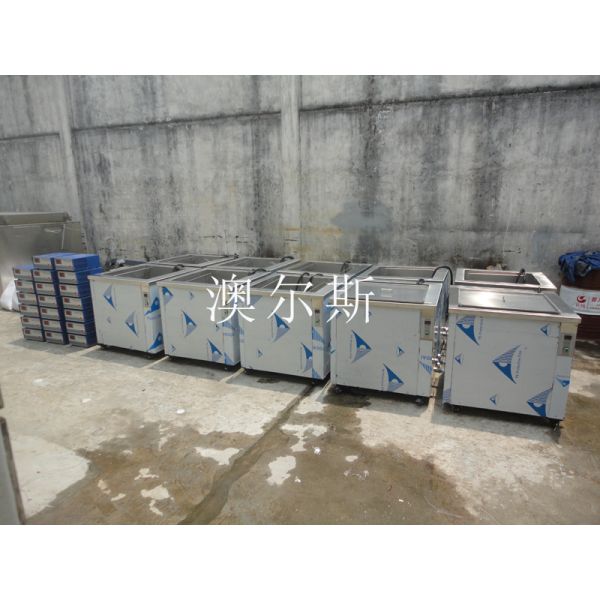 Customized Industrial Ultrasonic Parts Cleaner 1200W Digital Heated , Smart Clean IndustryUltrasonic cleaning tank