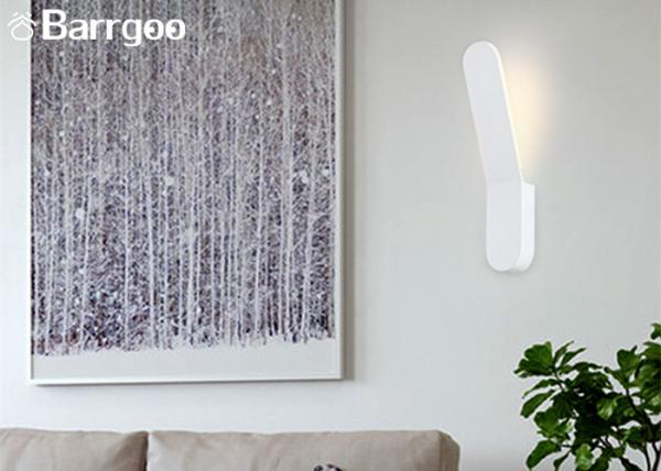 Modern 5W IP45 Indoor White Black Vertical Bar LED Wall Lights Sconce For Home