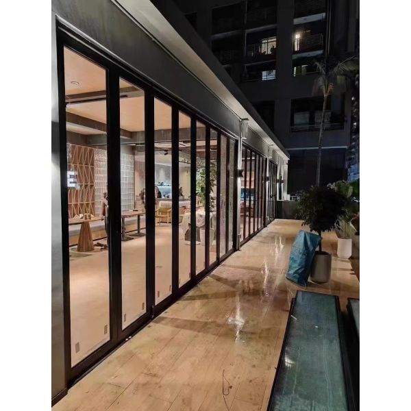 Toronto Folding Windows | Canadian Climate-Adapted Designs