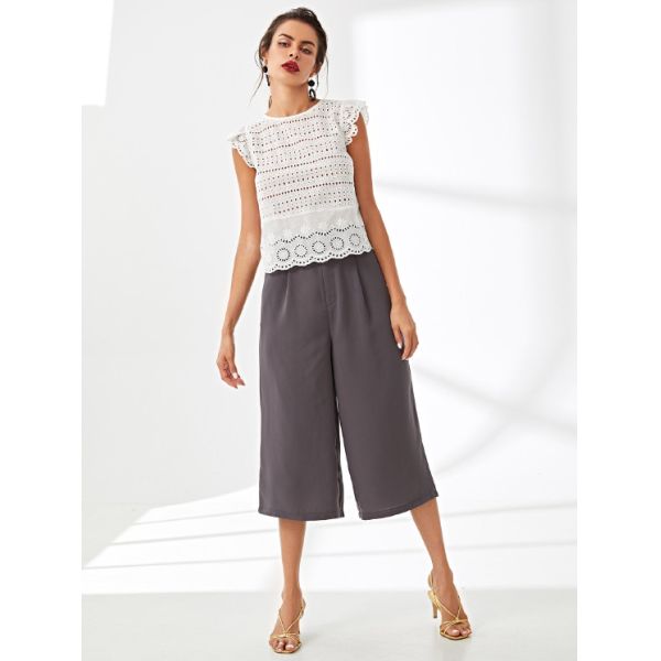 Стили блузки самых последних женщин лета белые с рукавом лепестка