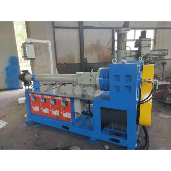 Cold Feeding Rubber Extruder Machine with Force Feeding Screw, Strainer Mechanism, and PLC Control System